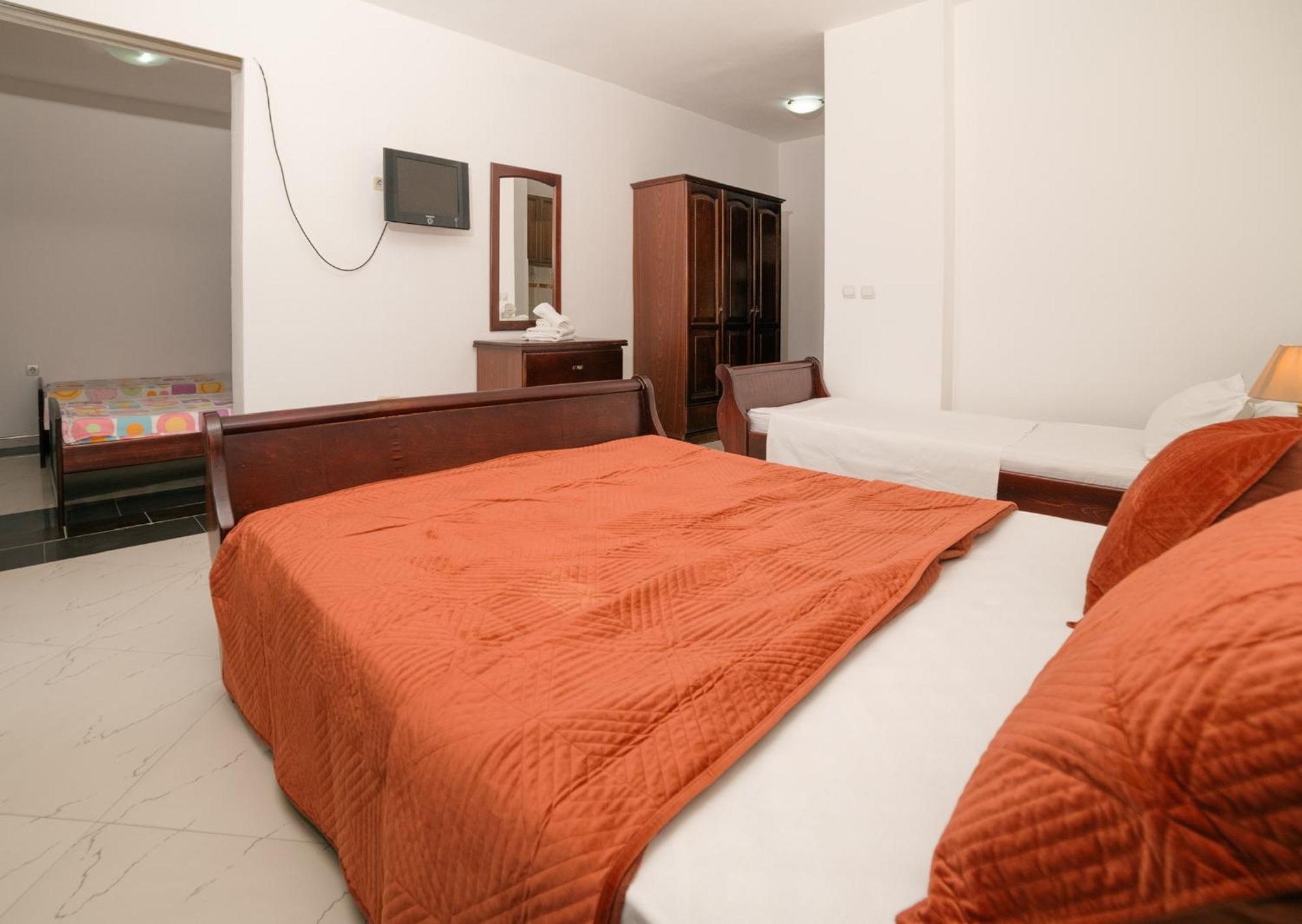 אולסינץ' Apartments Contessa מראה חיצוני תמונה